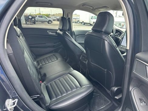 Certified 2024 Ford Edge SEL w/ Convenience Package AWD/4WD image 11