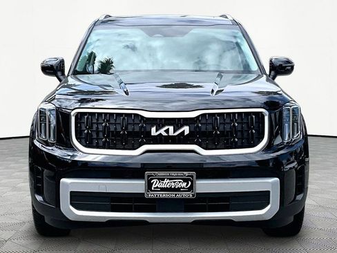 Certified 2025 Kia Telluride EX FWD image 3
