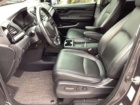 Used 2021 Honda Odyssey Touring image 9
