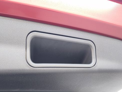 Used 2023 Chevrolet TrailBlazer RS w/ Convenience Package image 34