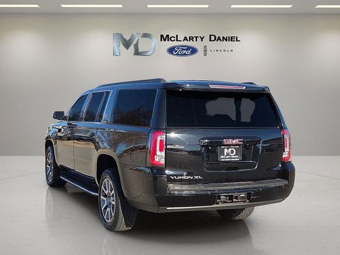 Used 2020 GMC Yukon XL SLT image 4