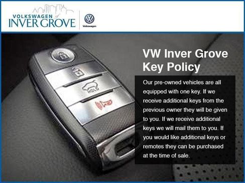 Used 2025 Volkswagen Tiguan S image 1