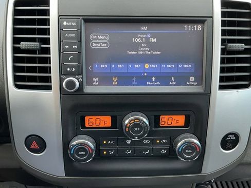 Used 2021 Nissan Frontier SV image 10