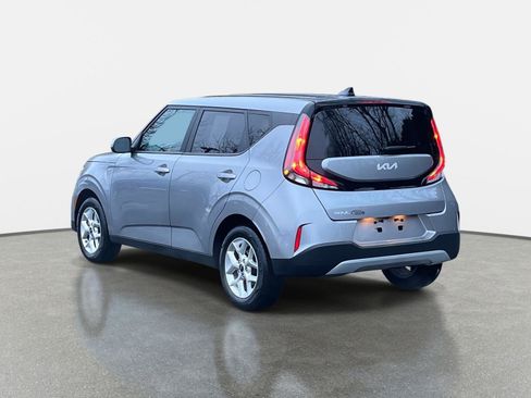 Used 2024 Kia Soul LX w/ Option Group 015 image 7