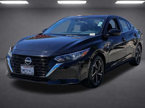 Used 2024 Nissan Sentra SV FWD image 8