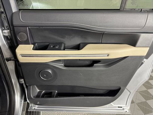 Used 2024 Ford Expedition Max Limited image 53