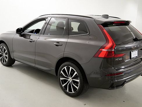 Certified 2023 Volvo XC60 B5 Plus w/ Protection Package Premier AWD/4WD image 7