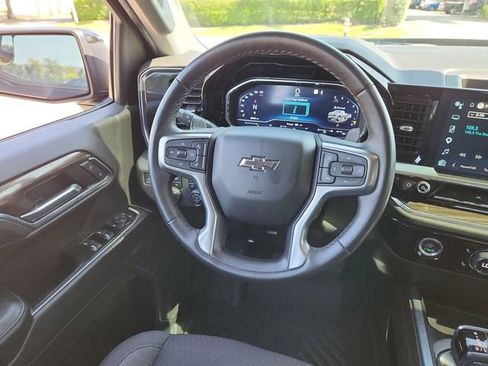 Used 2023 Chevrolet Silverado 1500 RST AWD/4WD image 14