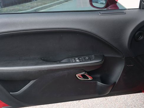 Used 2016 Dodge Challenger SRT Hellcat RWD image 22