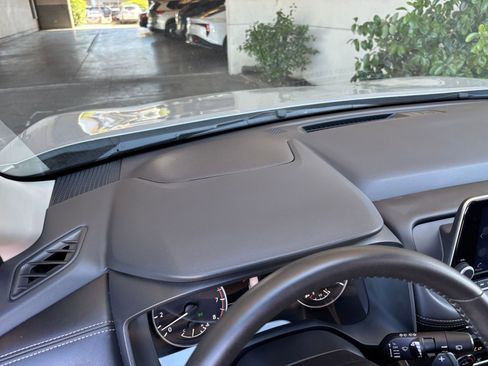 Used 2025 Nissan Rogue SV FWD image 36