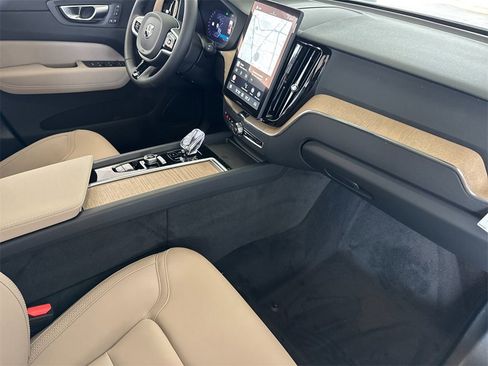 New 2026 Volvo XC60 T8 Plus w/ Protection Package Premier image 15