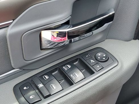 Used 2017 RAM 1500 Big Horn AWD/4WD image 23