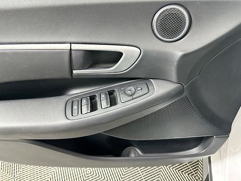 Used 2025 Hyundai Sonata SEL image 15