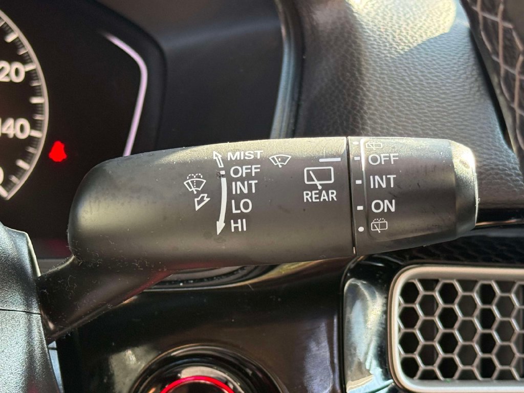 Used 2025 Honda Civic Sport image 27