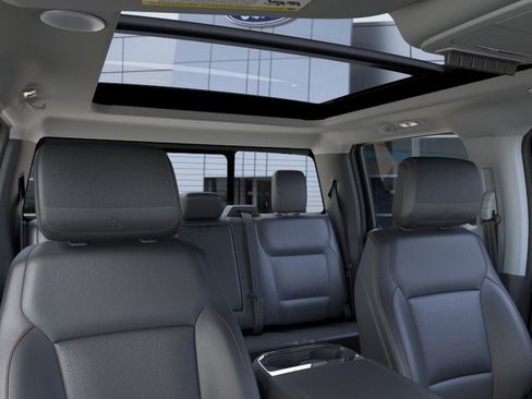 New 2026 Ford F250 Lariat w/ Black Appearance Package image 48