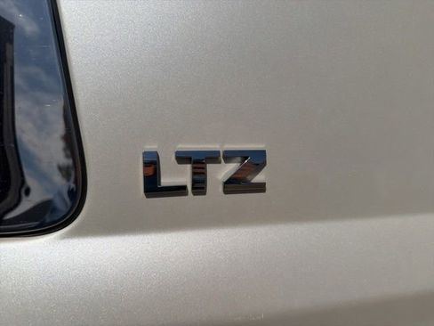 Used 2015 Chevrolet Suburban LTZ w/ Max Trailering Package AWD/4WD image 6