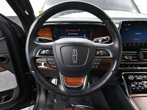 Used 2024 Lincoln Navigator L Reserve w/ Equipment Group 201A image 27