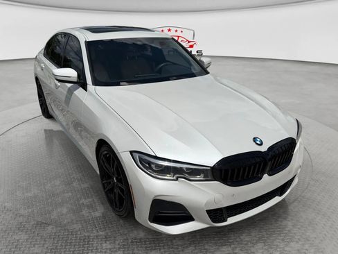 Used 2021 BMW 330i Sedan w/ M Sport Package RWD image 7