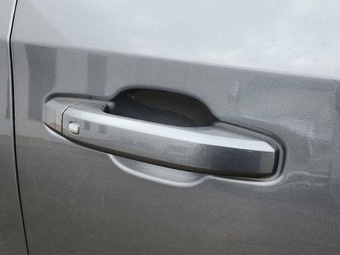 Used 2021 GMC Sierra 1500 AT4 w/ AT4 Preferred Package image 12