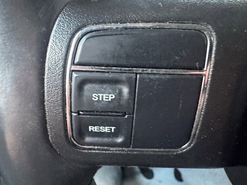 Used 2016 Jeep Patriot Latitude w/ Premium Sound Group image 16