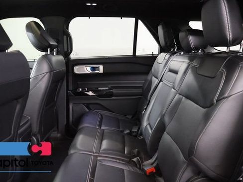 Used 2022 Ford Explorer ST w/ Equipment Group 401A AWD/4WD image 31