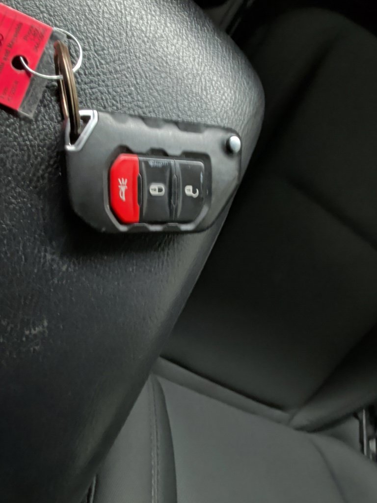 Used 2021 Jeep Wrangler Unlimited Sport AWD/4WD image 16