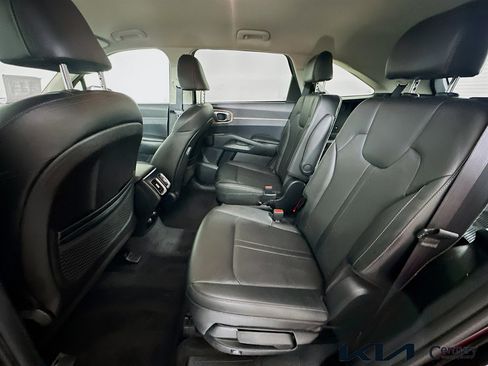 Used 2021 Kia Sorento EX FWD image 23