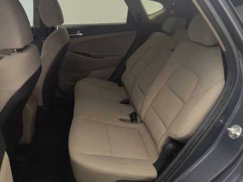 Used 2021 Hyundai Tucson Value FWD image 18