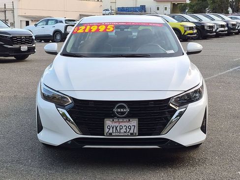Used 2025 Nissan Sentra SV w/ All-Weather Package FWD image 3