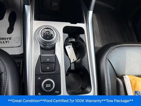 Used 2024 Ford Explorer XLT w/ Equipment Group 202A AWD/4WD image 19