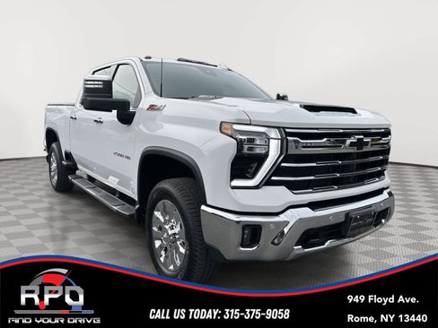 Used 2024 Chevrolet Silverado 2500 LTZ w/ LTZ Convenience Package AWD/4WD image 7
