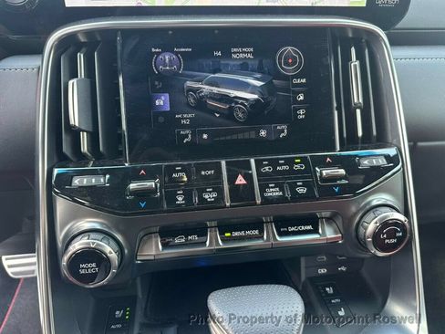 Used 2025 Lexus LX 600 F Sport AWD/4WD image 23