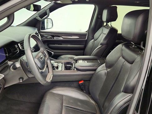 Used 2022 Jeep Wagoneer Series II w/ Premium Group I image 20