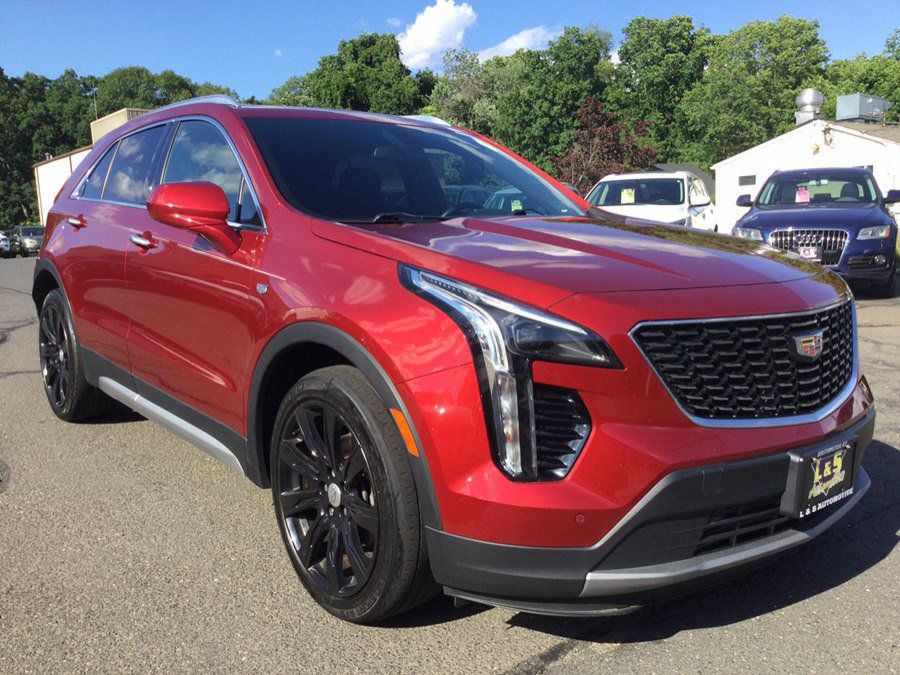Used 2019 Cadillac XT4 Premium Luxury AWD/4WD image 6