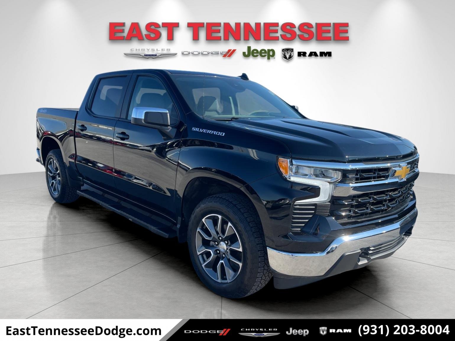 Used 2023 Chevrolet Silverado 1500 LT AWD/4WD image 1
