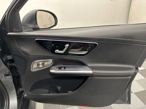 Used 2023 Mercedes-Benz GLC 300 4MATIC image 31