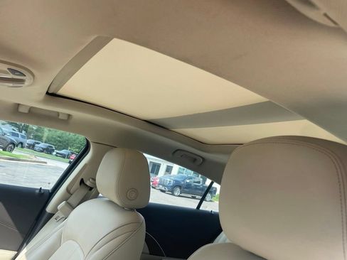 Used 2016 Buick LaCrosse Leather w/ Experience Buick Package FWD image 6
