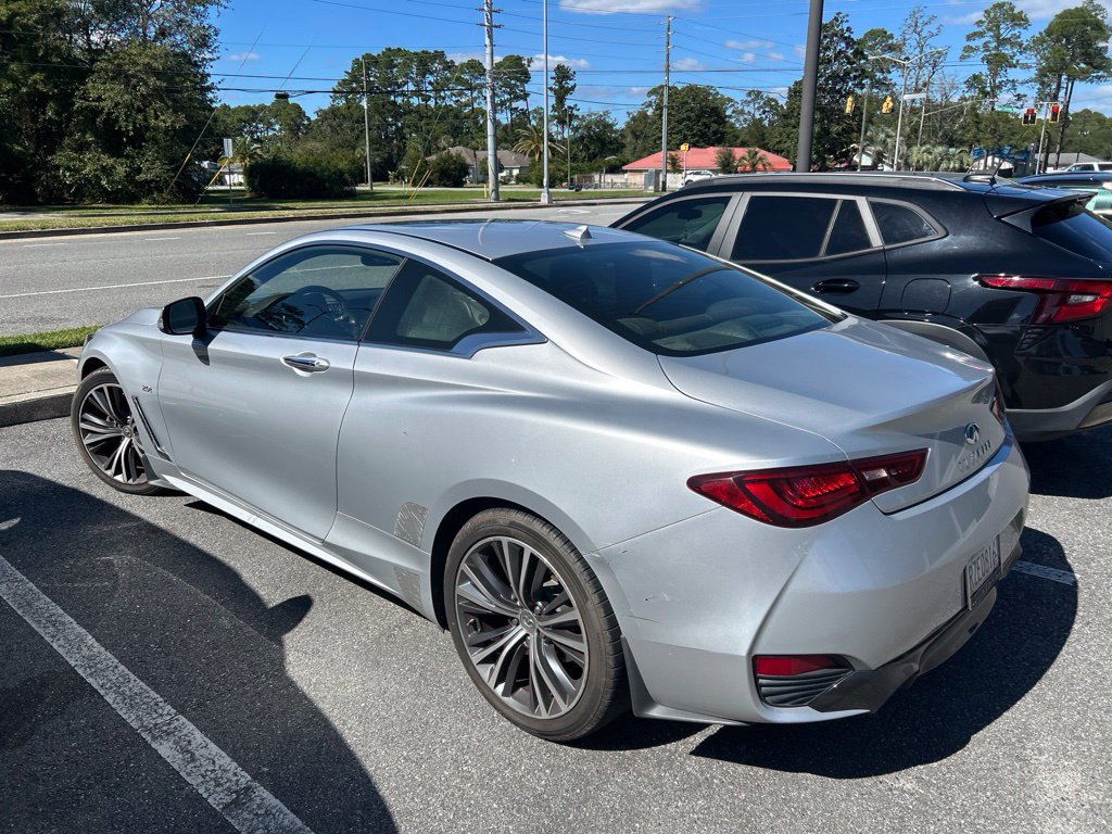 Used 2018 INFINITI Q60 2.0t RWD image 4