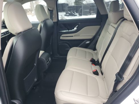 New 2026 Lincoln Corsair Premiere image 25