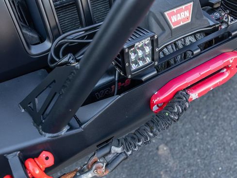 Used 2018 Jeep Wrangler Unlimited Rubicon AWD/4WD image 38