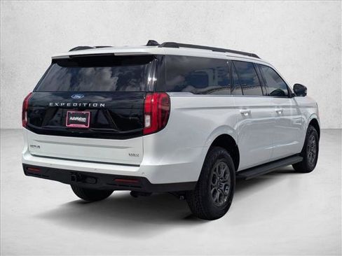 New 2026 Ford Expedition Max Active RWD image 2