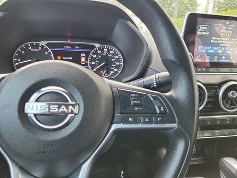 Used 2024 Nissan Sentra SV FWD image 15