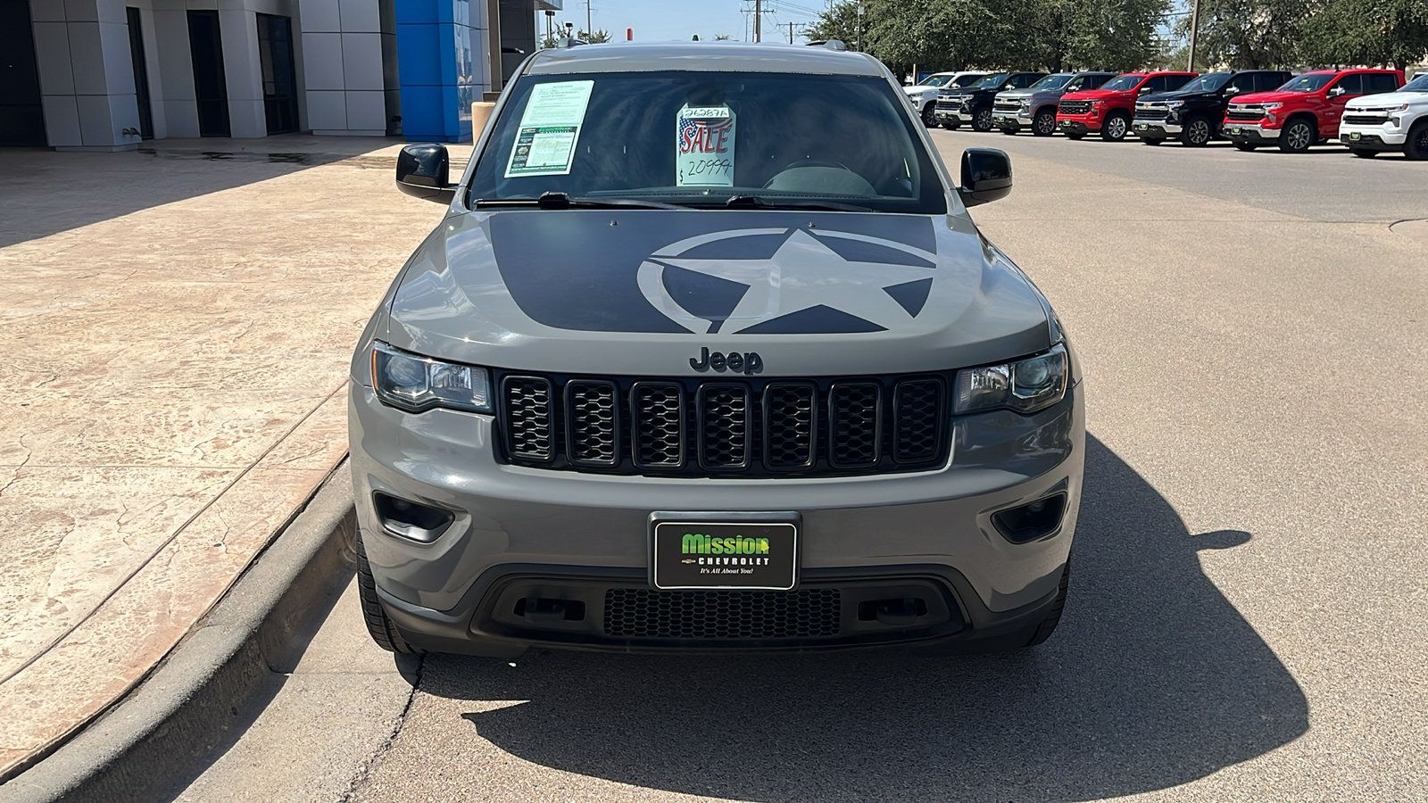 Used 2021 Jeep Grand Cherokee Freedom Edition RWD image 2