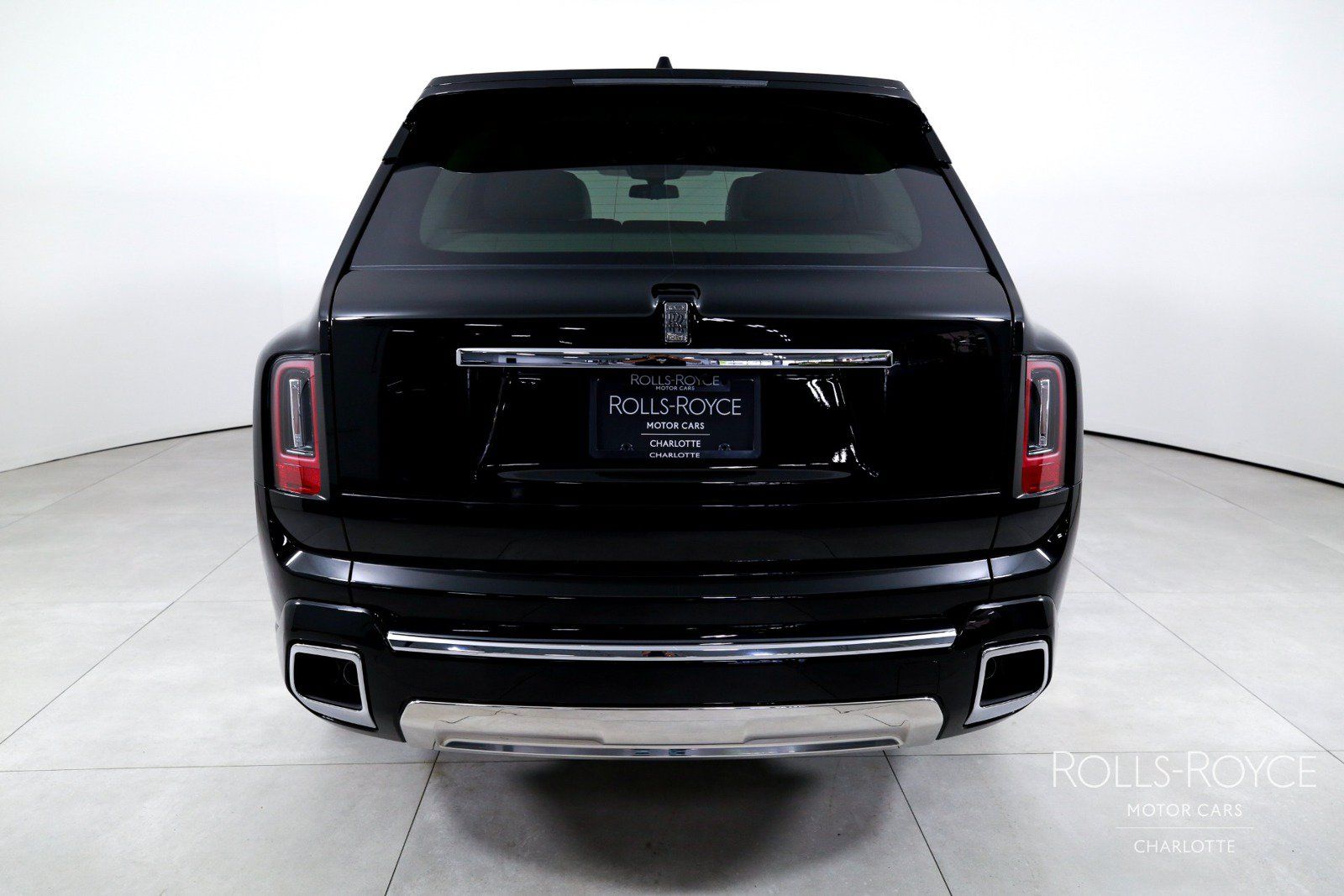New 2026 Rolls-Royce Cullinan AWD/4WD image 9