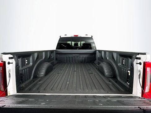 New 2026 Ford F450 Platinum w/ FX4 Off-Road Package image 28