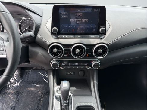 Certified 2021 Nissan Sentra SV FWD image 16