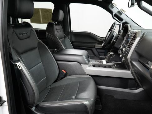 Used 2019 Ford F150 Raptor w/ Equipment Group 802A Luxury AWD/4WD image 22