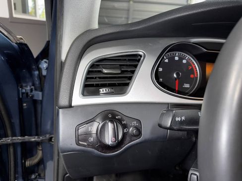 Used 2015 Audi A4 Premium Plus w/ Technology Package image 15