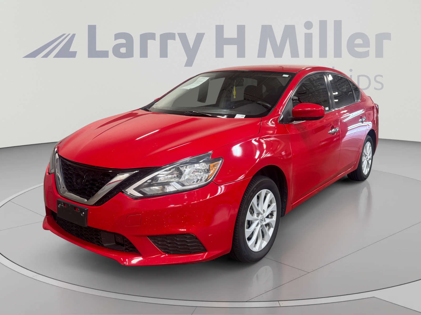 Used 2019 Nissan Sentra SV FWD image 1