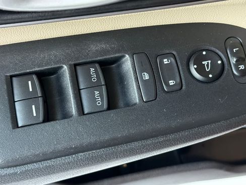 Used 2018 Honda CR-V EX-L image 15
